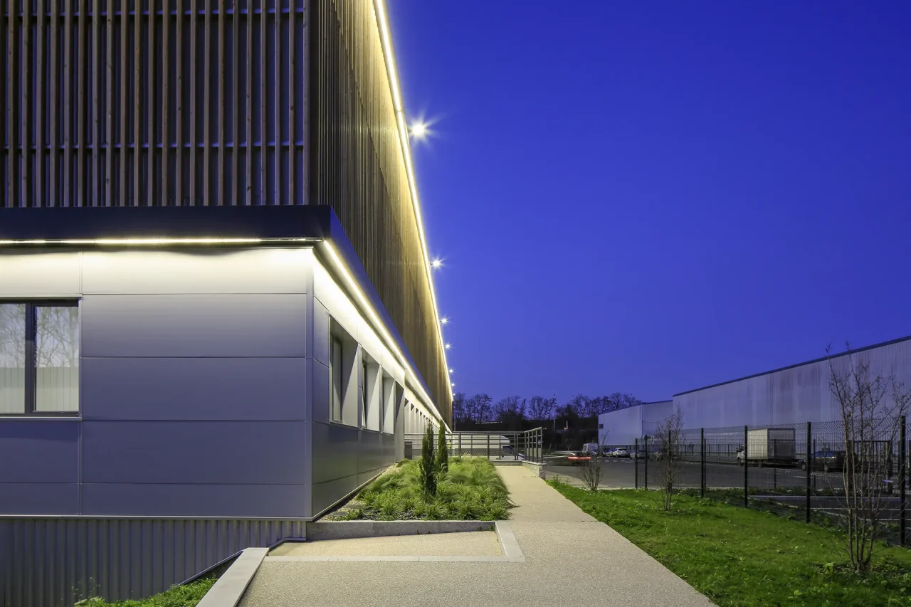 Site logistique Vectura dédié à la distribution urbaine en Île-de-France