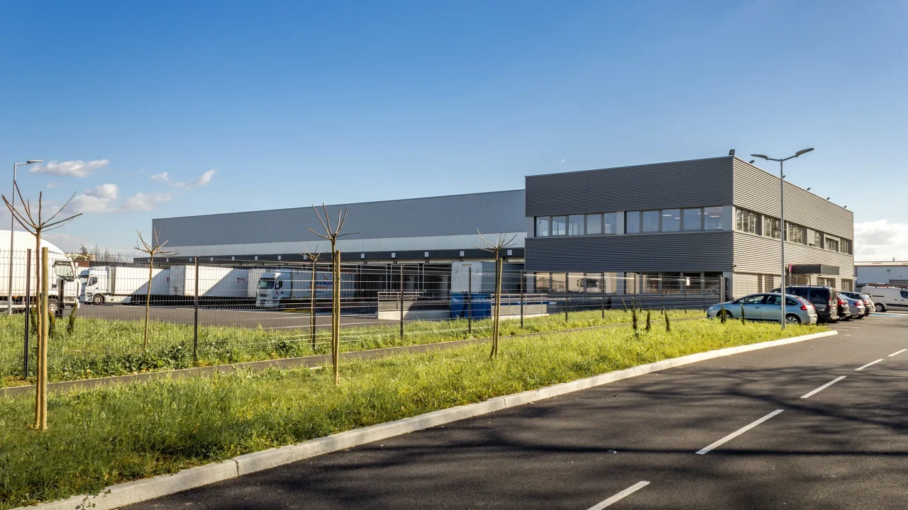 Plateforme logistique Chronopost développée par Vectura à Toulouse Fondeyre