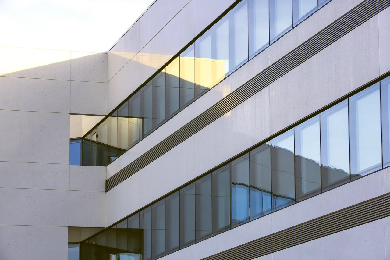 detail facade immeubles tertiaires hqe cergy