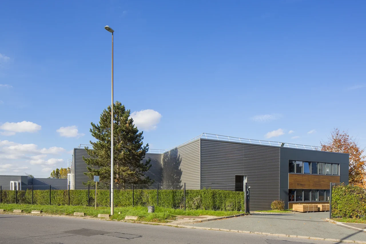 Bâtiment du parc d’activités Vectura Park avec accès dédié