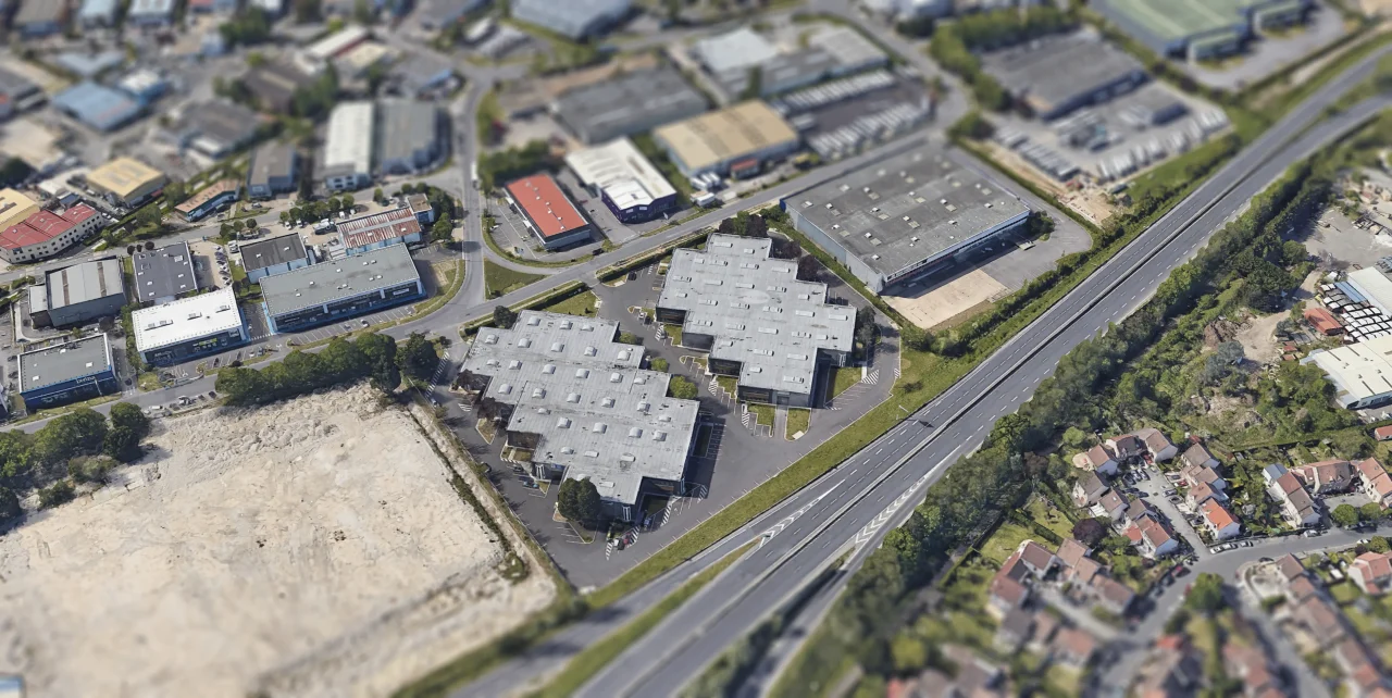 Vue drone du parc d’activités Vectura Park Sainte-Geneviève-des-Bois avec accès direct à la Francilienne
